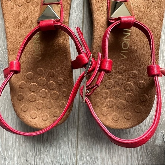 Vionic Sandals Shoes Rest Nala T-Strap Leather Adjustable Buckle Studded Red 9 - Picture 7 of 12